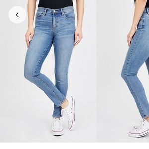 Juicy Couture